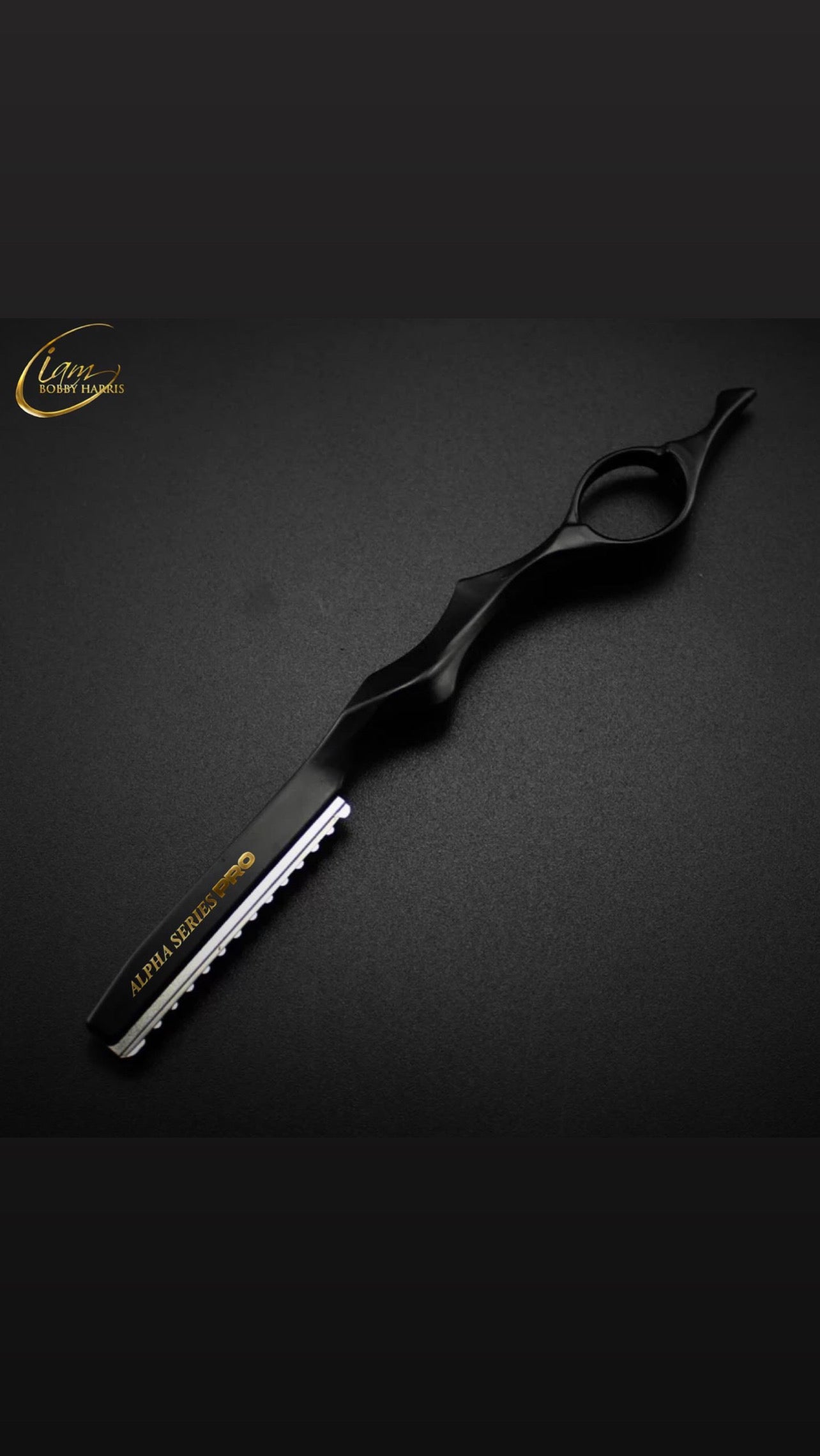 Signature Feather Razor