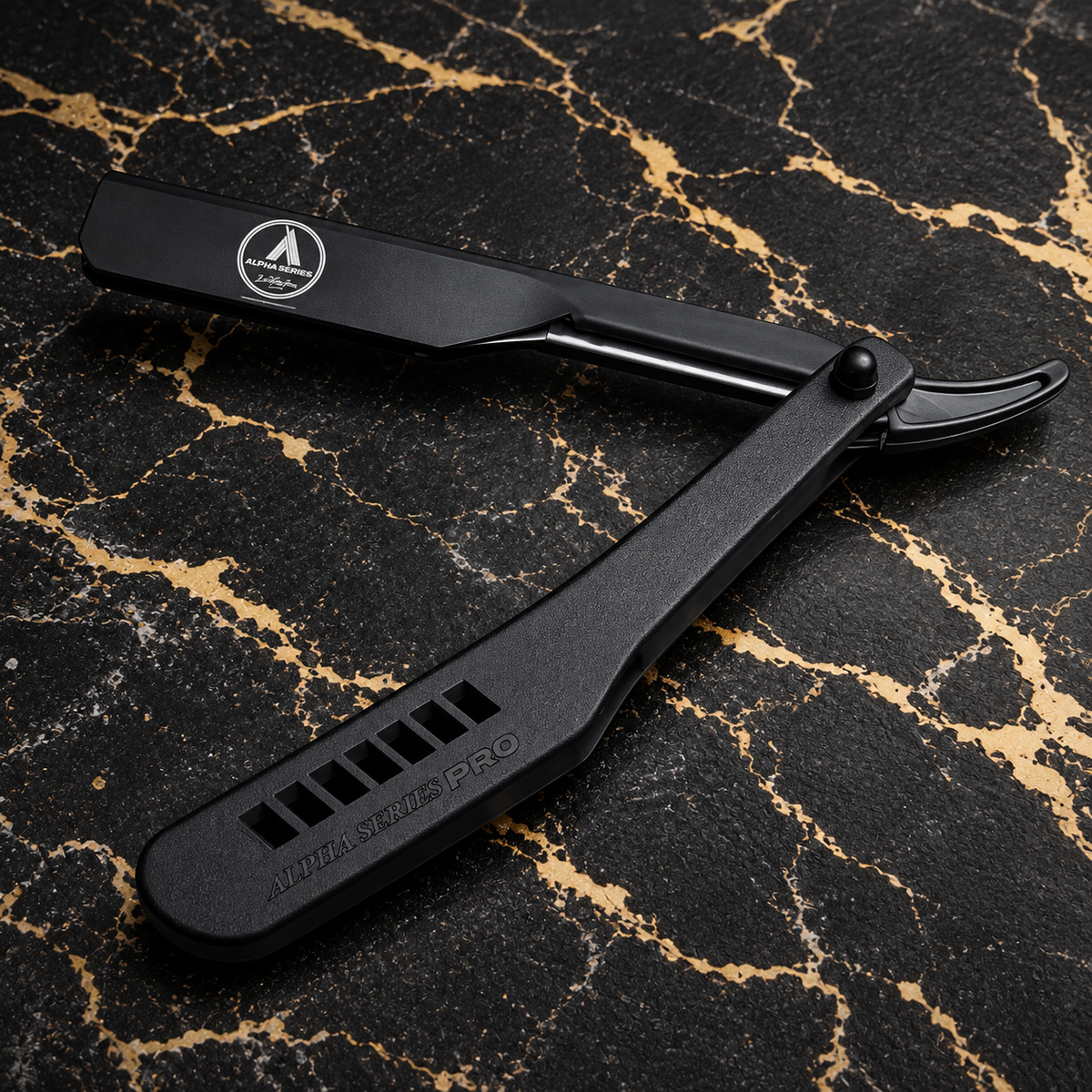 Alpha Series Pro Alpha 3 Plus cartridge razor in black