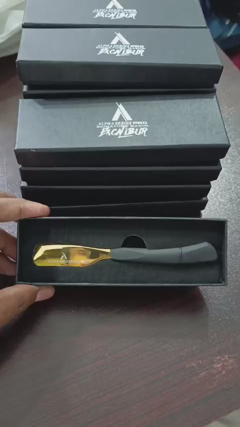 Signature Razor (Excalibur)